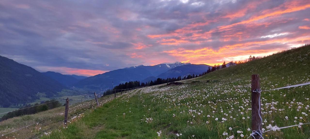 Camping Bella Austria Sankt Peter am Kammersberg ภายนอก รูปภาพ