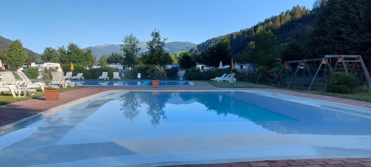 Camping Bella Austria Sankt Peter am Kammersberg ภายนอก รูปภาพ